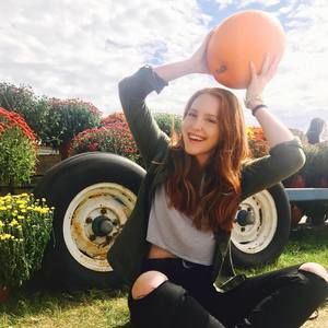 Meet your Posher, Gabi